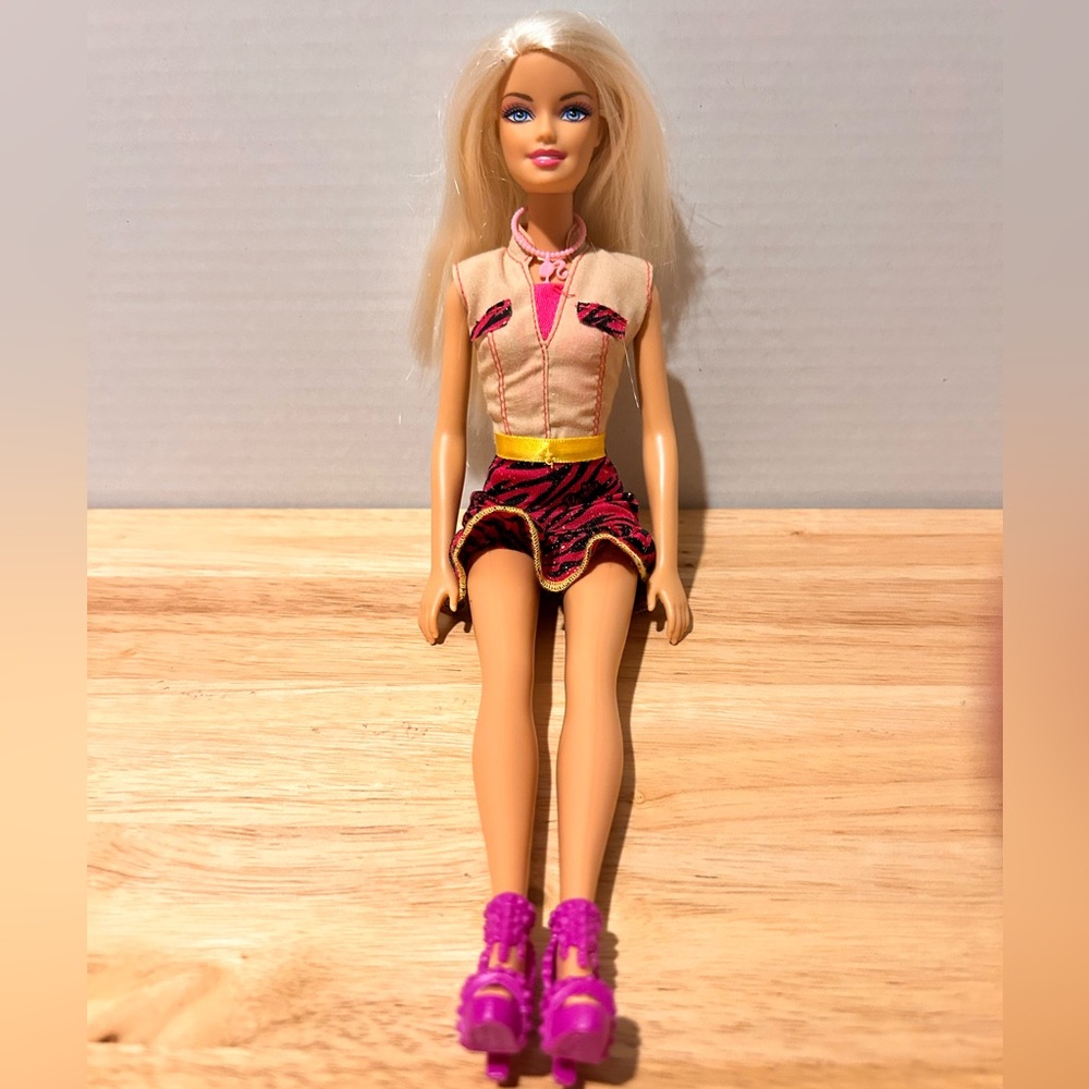 Barbie " I Can Be A Career Girl" Zoo Tour Guide